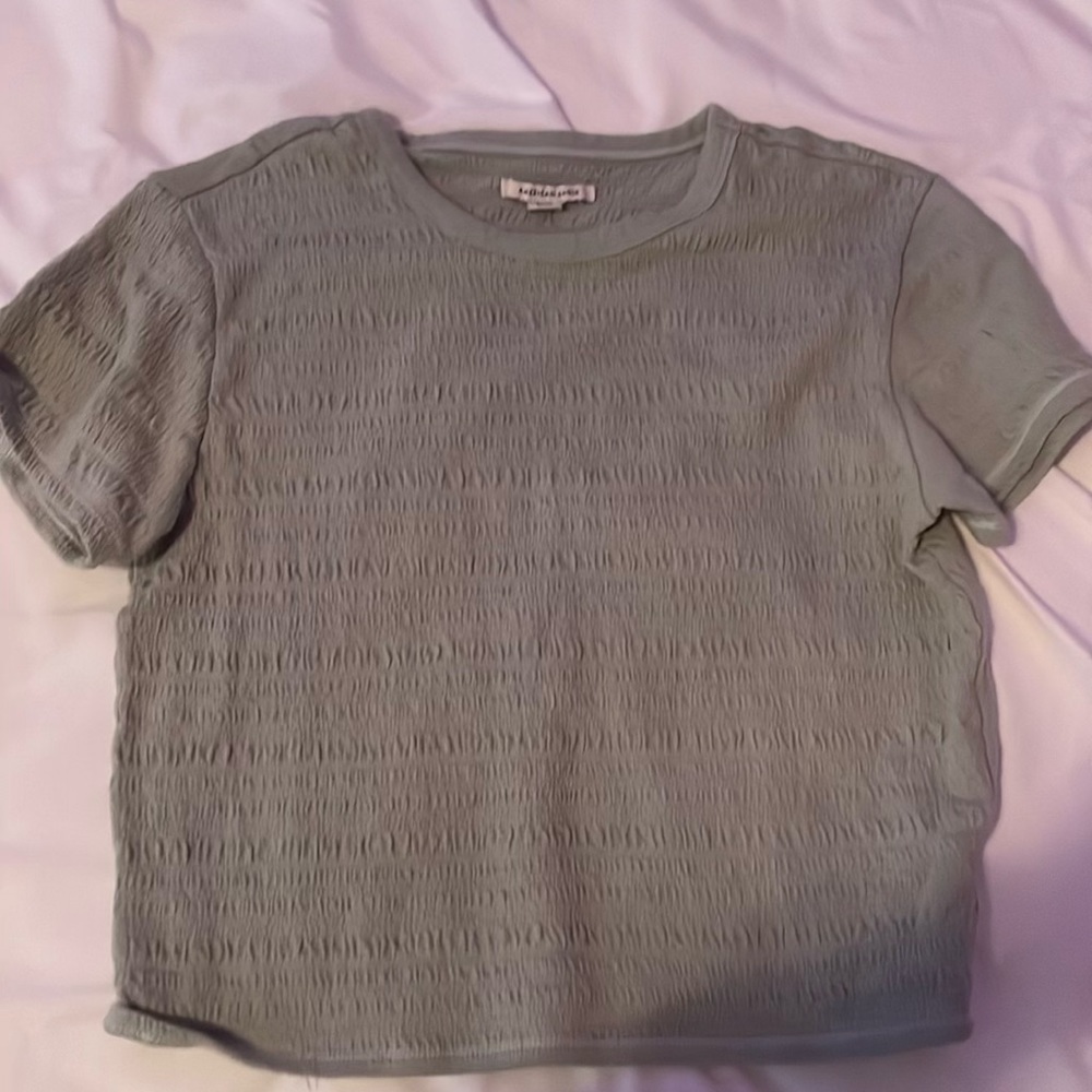 this is an american eagle t-shirt worn once